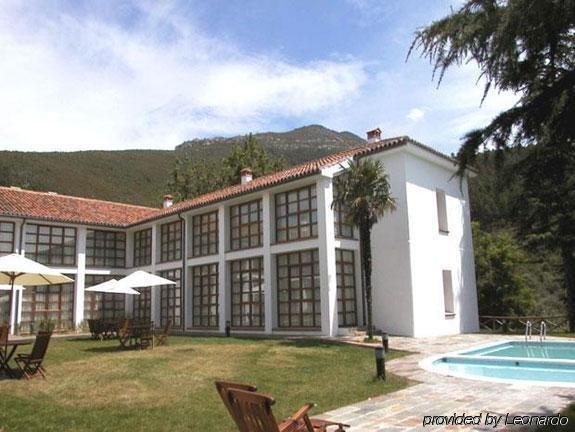 Hospederia Hurdes Reales Las Mestas Exterior photo